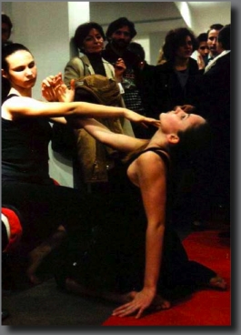 Le Carré d'Art, école de danse à Strasbourg - Galerie K petites pièces d'ameublements - image 1 - Alice Ambrosini, Antoinette Dennefeld
